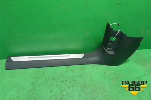 Накладка порога внутренняя переднего левого (с подсветкой) (4H1867271F) для Audi A8 с 2009-2017г (А8)