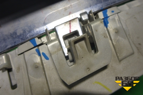 Решетка радиатора правая (7316076) для BMW X5 F15 с 2013г (Х5 Ф15)