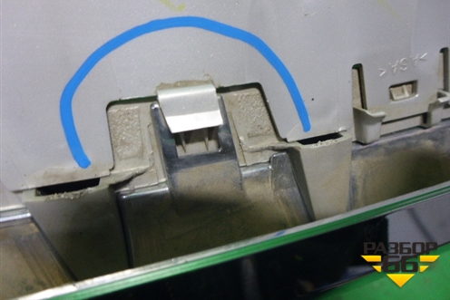 Решетка радиатора правая (7316076) для BMW X5 F15 с 2013г (Х5 Ф15)