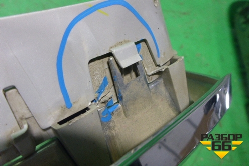 Решетка радиатора правая (7316076) для BMW X5 F15 с 2013г (Х5 Ф15)