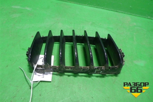 Решетка радиатора правая (без рамки) для BMW X5 F15 с 2013г (Х5 Ф15)