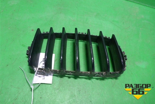 Решетка радиатора правая (без рамки) для BMW X5 F15 с 2013г (Х5 Ф15)