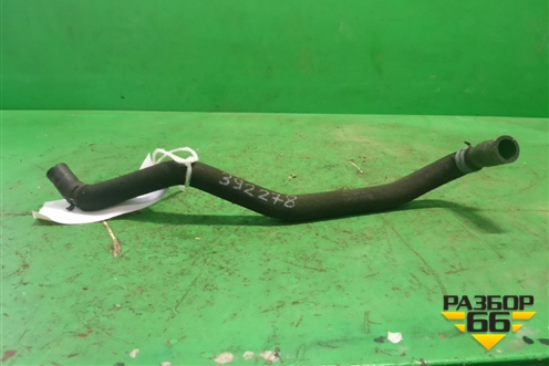 Патрубок системы охлаждения ( 3.0 CGW) для Audi A8 с 2009-2017г (А8)