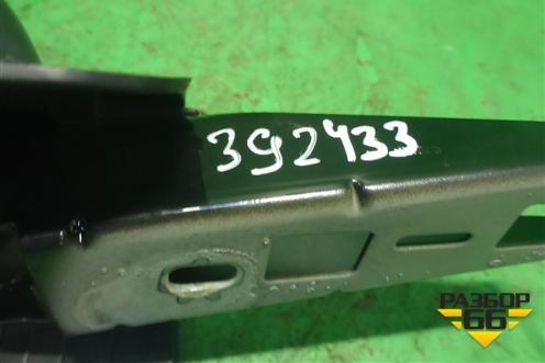 Петля крышки багажника левая (4H0827299D) для Audi A8 с 2009-2017г (А8)