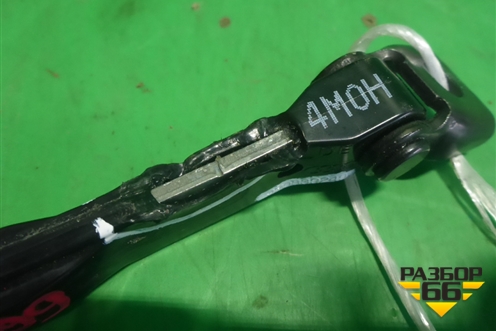 Ограничитель двери задней левой (4M0839249) для Audi Q7 c 2015г (Ку 7)