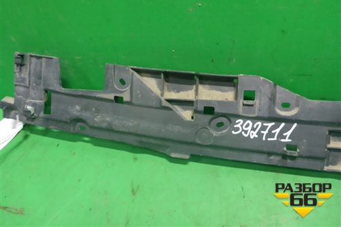 Кронштейн заднего бампера центральный (после 2012г) (5261560080) для Toyota Land Cruiser (200) с 2008г (Ленд Крузер)