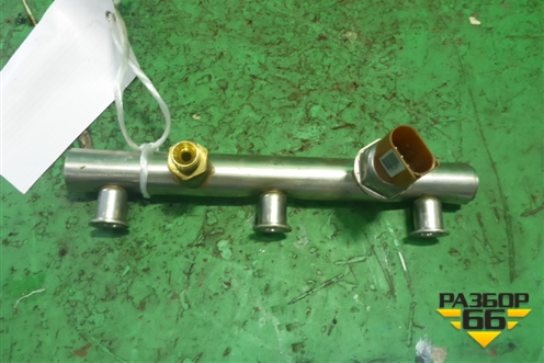 Рейка топливная рампа ( 3.0 CGW) (левая) (06E130089Q) для Audi A8 с 2009-2017г (А8)