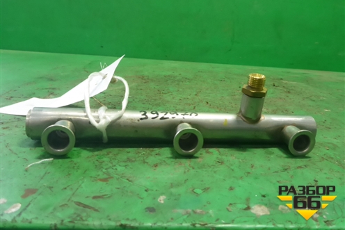 Рейка топливная рампа ( 3.0 CGW) (правая) (06E130090T) для Audi A8 с 2009-2017г (А8)