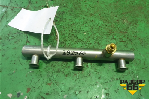 Рейка топливная рампа ( 3.0 CGW) (правая) (06E130090T) для Audi A8 с 2009-2017г (А8)