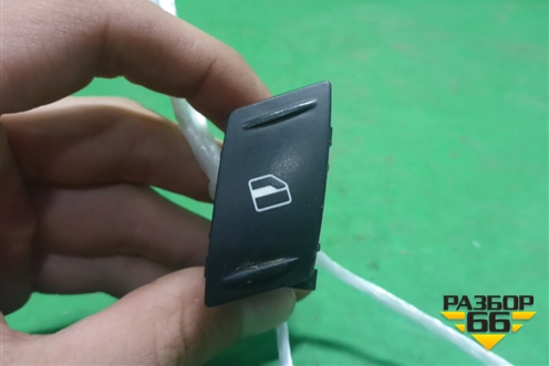 Кнопка стеклоподъёмника (задняя левая) (1Z0959855) для Skoda Octavia (А5) с 2004-2013г (Октавия)