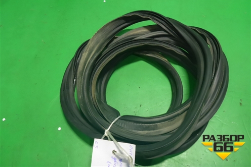 Уплотнитель багажника для Mitsubishi Outlander XL с 2006-2012г (Аутлендер ХЛ)