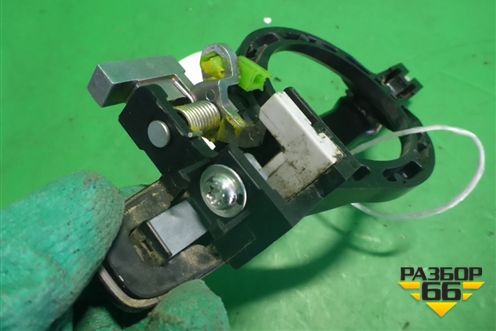 Ручка наружная двери задней левой для Mitsubishi Outlander XL с 2006-2012г (Аутлендер ХЛ)