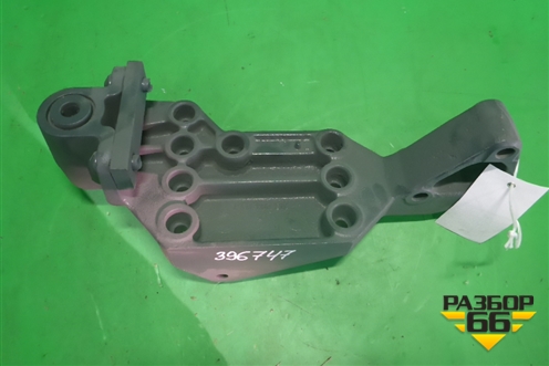 Кронштейн крепления передней рессоры (левый задний) (20467742) для Volvo TRUCK FM с 2001-2013г (ФМ)