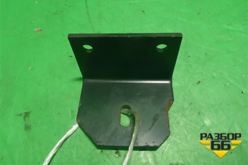 Кронштейн радиатора верхний для Mercedes Benz TRUCK Axor 2 с 2004г (Аксор)