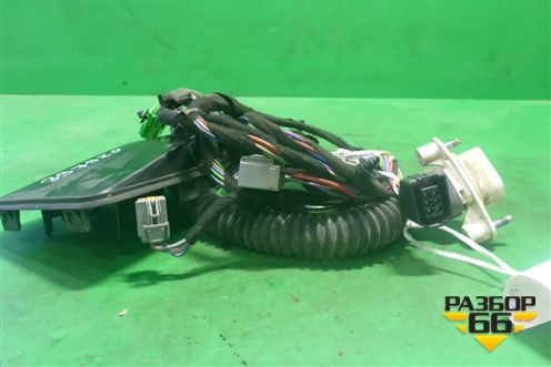 Проводка двери передней правой (30762160) для Volvo XC90 с 2002-2015г (ХС90)