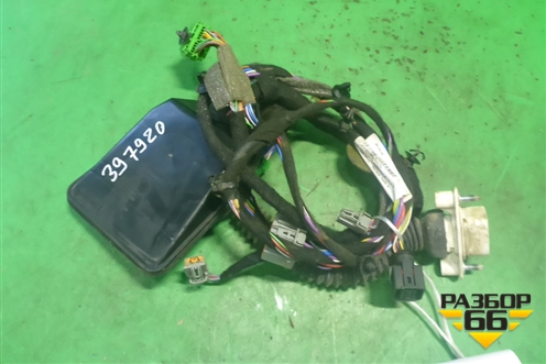 Проводка двери передней правой (30762160) для Volvo XC90 с 2002-2015г (ХС90)