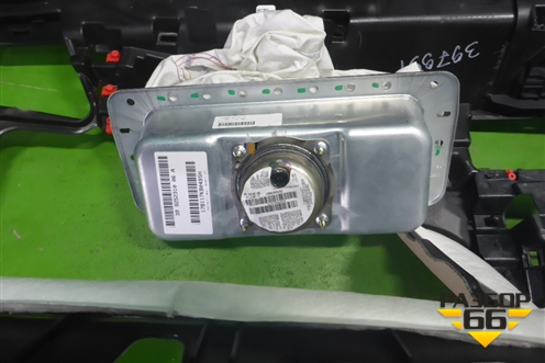 Торпедо под AIR BAG без AIR BAG (51459276237) для BMW X5 F15 с 2013г (Х5 Ф15)