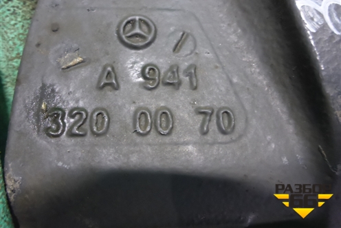 Кронштейн крепления передней рессоры (Правый задний) (A9413200070) для Mercedes Benz TRUCK Axor 2 с 2004г (Аксор)