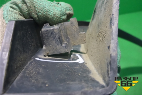 Накладка заднего крыла правого (788604CM0A) для Nissan X-Trail (Т32) с 2014г (Хтраил)