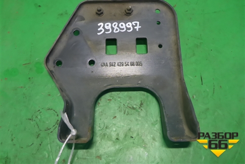 Кронштейн осушителя  (A9424295468) для Mercedes Benz TRUCK Axor 2 с 2004г (Аксор)