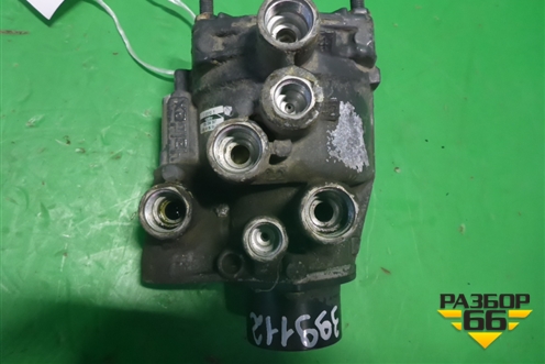 Кран управления тормозами прицепа (A0004319513) для Mercedes Benz TRUCK Axor 2 с 2004г (Аксор)