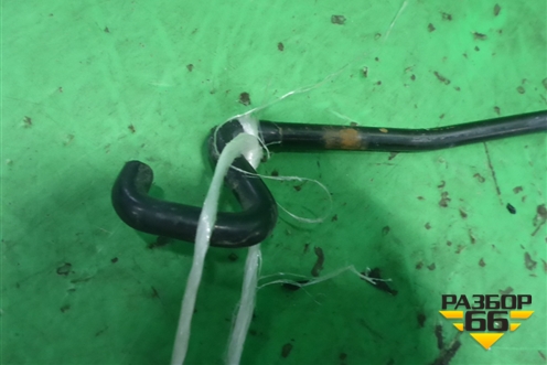 Держатель капота (6545095F0A) для Nissan Almera Classic с 2006-2013г (Альмера Классик)