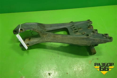 Кронштейн реактивной тяги левый  (A9423252409) для Mercedes Benz TRUCK Axor 2 с 2004г (Аксор)