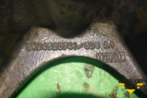 Кронштейн глушителя (основного к раме) (9424920741) для Mercedes Benz TRUCK Axor 2 с 2004г (Аксор)