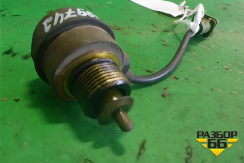 Датчик давления воздуха (в ресивер) (A0095450524) для Mercedes Benz TRUCK Axor 2 с 2004г (Аксор)