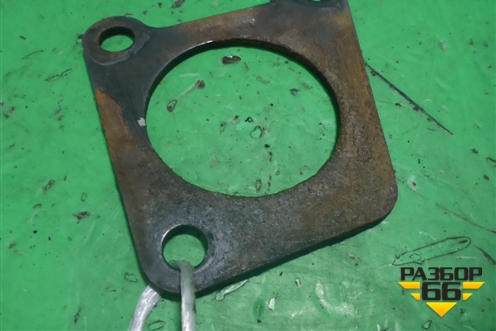 Проставка (кронштейна переднего крыла) для Mercedes Benz TRUCK Axor 2 с 2004г (Аксор)