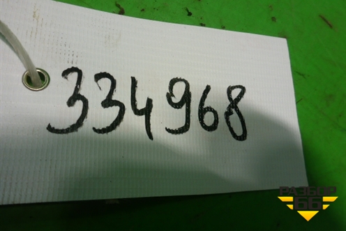 Кронштейн заднего бампера правый (под фонарь) (7L6807862) для Volkswagen Touareg c 2002-2010г (Туарег)