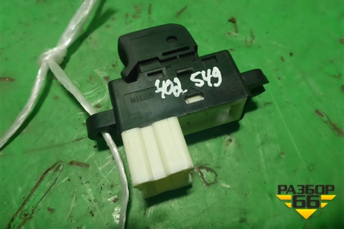 Кнопка стеклоподъёмника для Nissan Tiida (C11X) с 2004-2013г (Тиида)