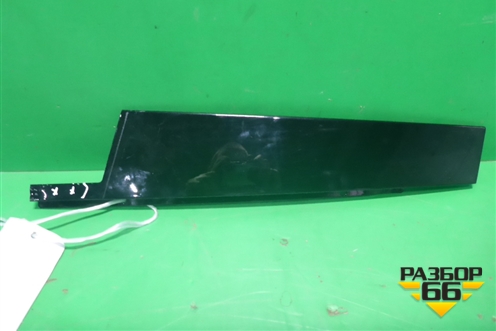 Накладка двери передней правой (2056900287) для Mercedes Benz C-Klass W205 с 2014г (Ц)