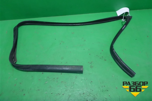 Уплотнитель стекла двери задней правой (седан) (51357182298) для BMW 5-серия F10/F11 с 2009-2016г