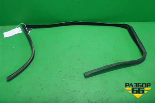 Уплотнитель стекла двери задней правой (седан) (51357182298) для BMW 5-серия F10/F11 с 2009-2016г