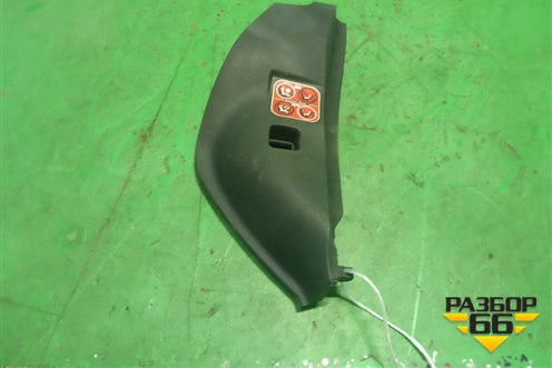 Накладка на торпедо (боковая правая) (9680926777) для Peugeot Partner Tepee с 2008г (Партнер Типпи)
