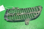 Решетка в передний бампер правая (верхняя после 2006г) (7L6853666) для Volkswagen Touareg c 2002-2010г (Туарег)