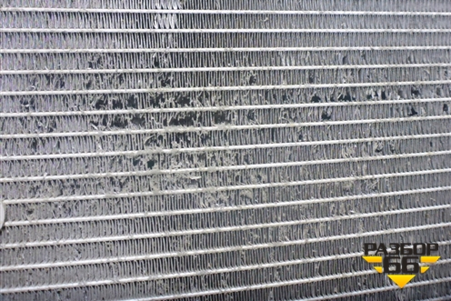 Радиатор кондиционера (7L0820411G) для Volkswagen Touareg c 2002-2010г (Туарег)