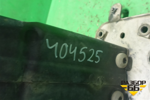 Кронштейн усилителя переднего бампера левый (2196200195) для Mercedes Benz CLS C219 с 2004-2010г (ЦЛС)