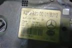 Плафон салонный передний (светлый) (A2198200001) для Mercedes Benz CLS C219 с 2004-2010г (ЦЛС)
