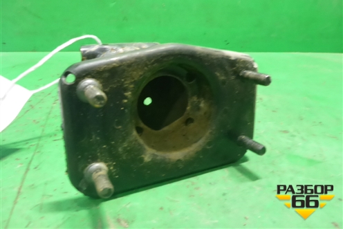 Кронштейн усилителя заднего бампера правый для Mercedes Benz CLS C219 с 2004-2010г (ЦЛС)