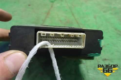 Блок управления парктроником (1881002410) для Lexus RX 300/330/350 с 2003-2009г (РХ)