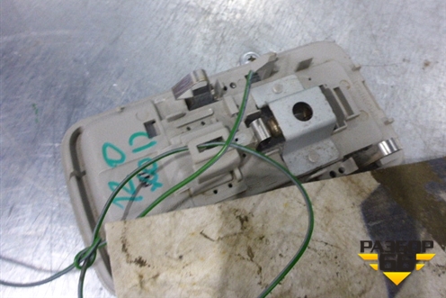 Плафон салонный центральный для Toyota Corolla (E12) с 2001-2007г (Королла 120)