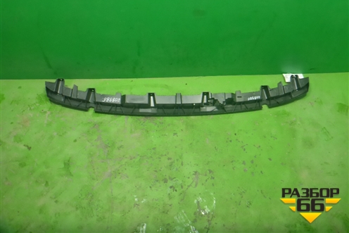 Кронштейн заднего бампера центральный (4M0807458) для Audi Q7 c 2015г (Ку 7)