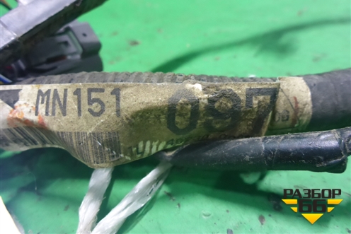 Проводка двери передней правой (MN151097) для Mitsubishi Lancer-9  с 2003-2008г (Лансер)