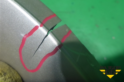 Накладка двери багажника нижняя правая (7680542010) для Toyota Rav-4 с 2006-2013г (Рав 4)