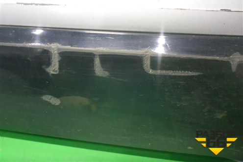 Накладка двери передней правой (4M0853960B) для Audi Q7 c 2015г (Ку 7)