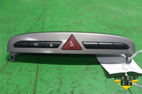 Модуль кнопок (98027824XT) для Peugeot 408 с 2012г