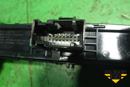 Модуль кнопок (98027824XT) для Peugeot 408 с 2012г