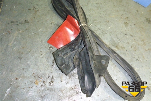 Уплотнитель двери (на дверь) для Subaru Impreza (GG-GD) с 2000-2007г (Импреза)